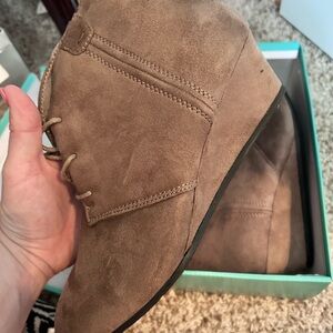 Women's Tan Suede Ankle Boots
